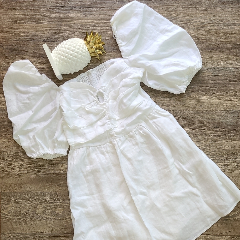 DISSH Volumenus Puff Sleeve Dress - White